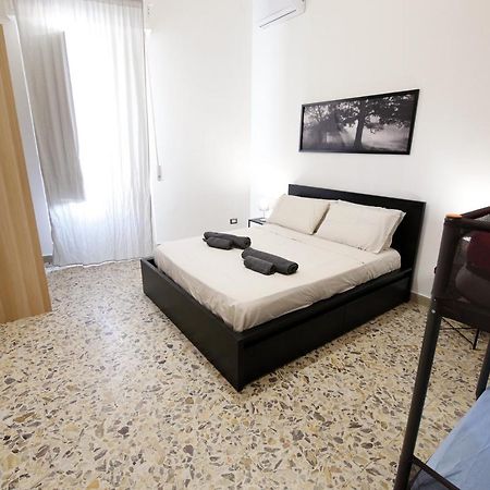 Center Apartment Катания Экстерьер фото