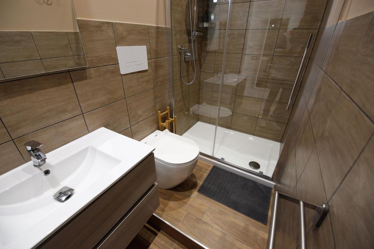 Center Apartment Катания Экстерьер фото